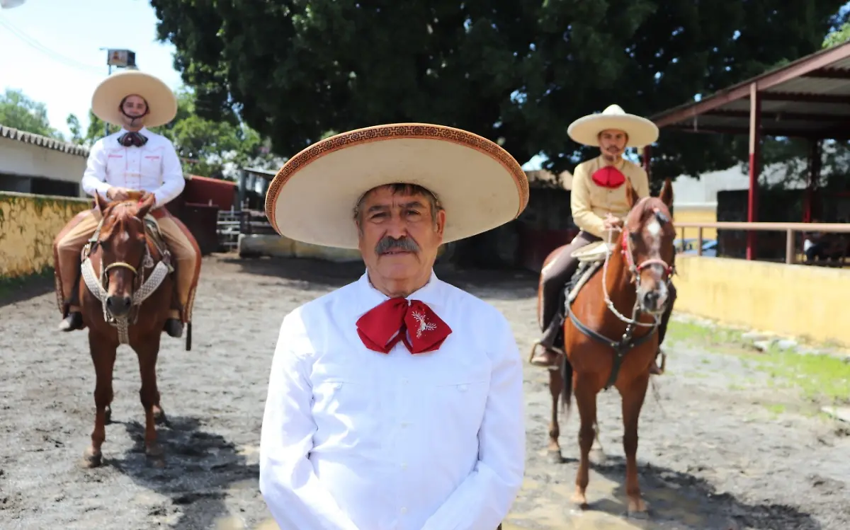 Don Cruz lleva más de 60 años como charro Cortesía